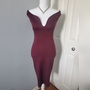Boohoo size 4 midi dress